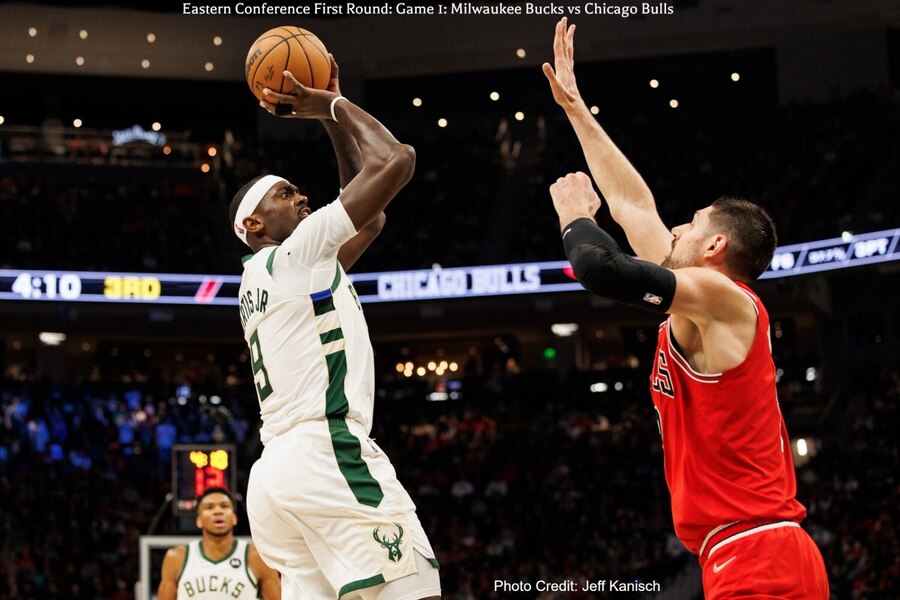 Bobby Portis shooting over Nikola Vucevic MIL vs CHI Dream11