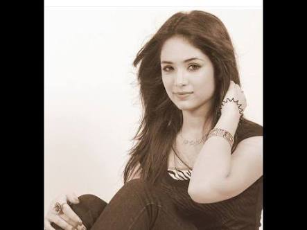 irfan pathan wife