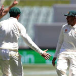 Watch: Khawaja takes a stunner to dismiss Kohli