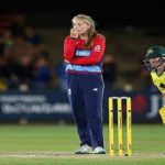 India women vs England women : इंग्लैंड की लेग स्पिनर सोफी एकलेस्टोन हुई भारतीय दौरे से बाहर