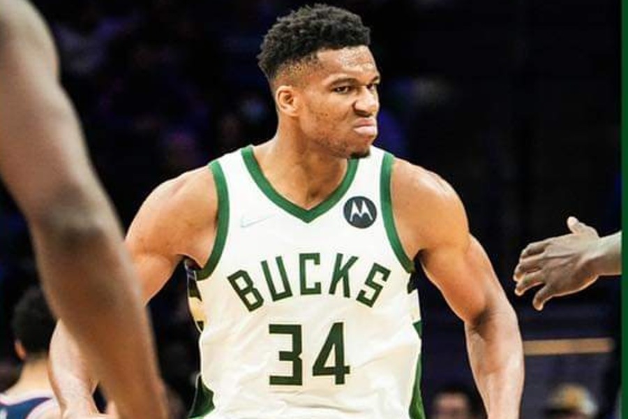 Giannis Antetokounmpo NYK s MIL Dream11