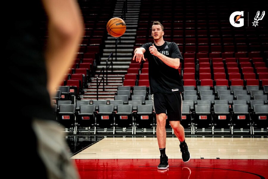 Jakob Poeltl GSW vs SAS Dream11