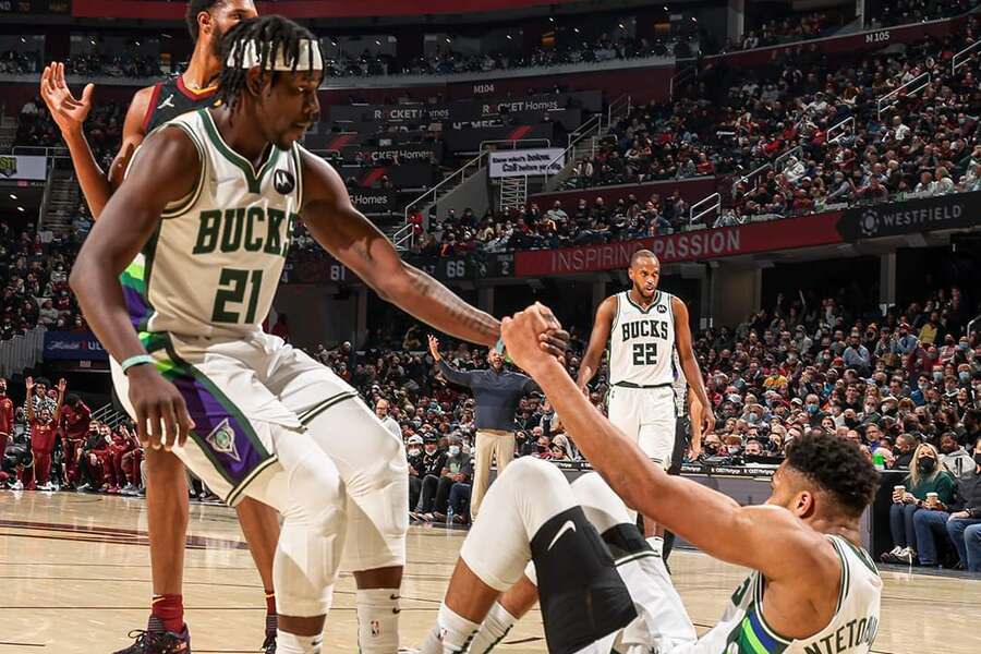 GIannis Antetokounmp, Jrue Holiday, Khris Middleton MIL vs NYK Dream11