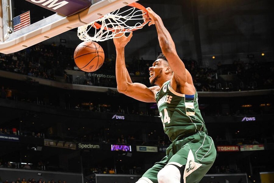 Giannis Antetokounmpo Dunk PHX vs MIL Dream11