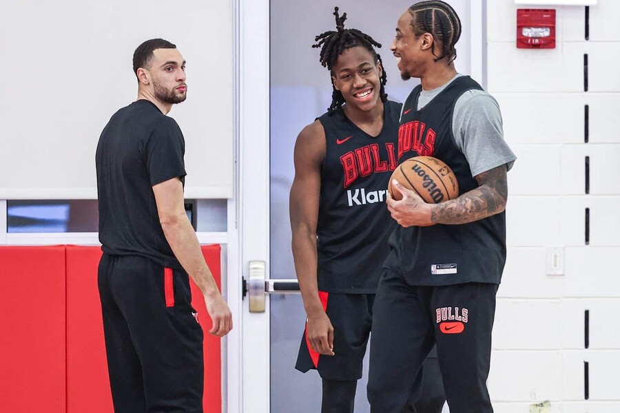 Zach LaVine, Ayu Dosunmu, DeMar DeRozan practise