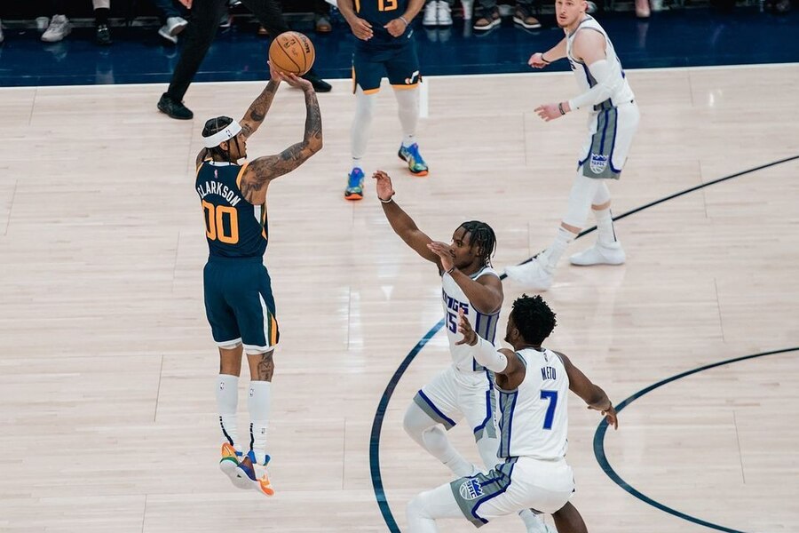 Jordan Clarkson jumper UTA vs CHI Dream11