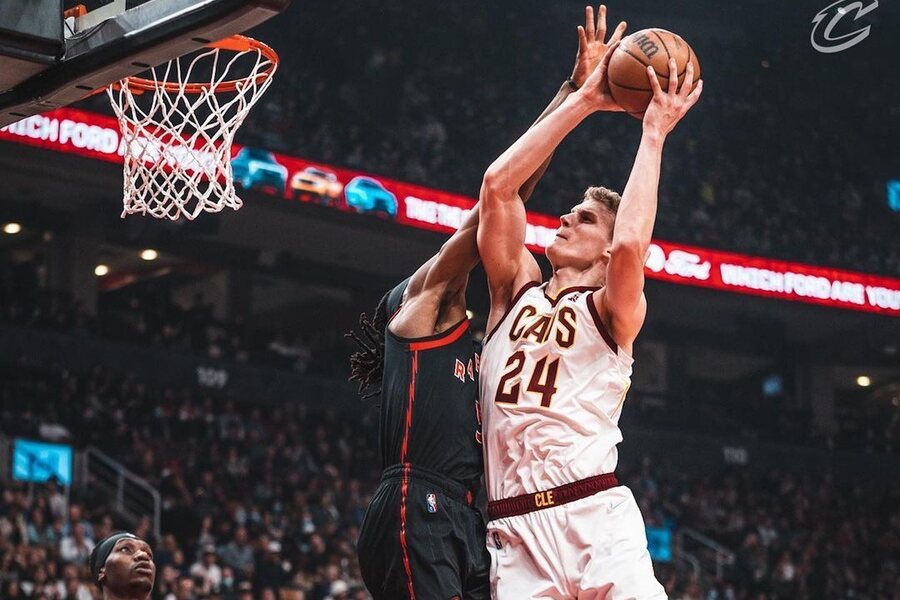 Lauri Markkanen tough shot NYK vs CLE Dream11