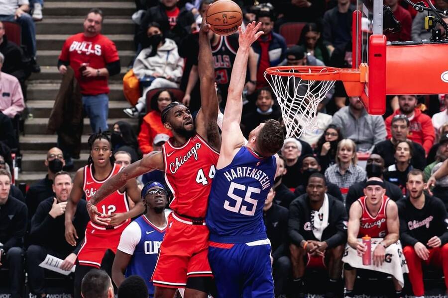 Patrick Williams posterizing Isaiah Hartenstein CHI vs MIA Dream11