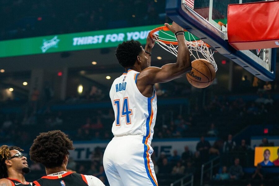 Jaylen Hoard dunking LAL vs OKC Dream11