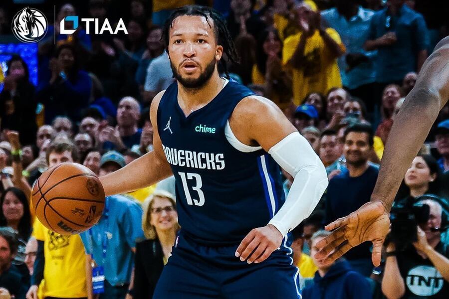 Jalen Brunson dribbling DAL vs GSW Dream11
