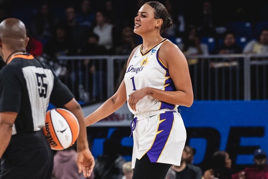 Liz Cambage LAS vs PHO Dream11