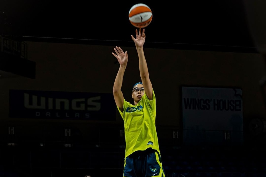 Allisha Gray shooting from deep SEA vs DAL Dream11