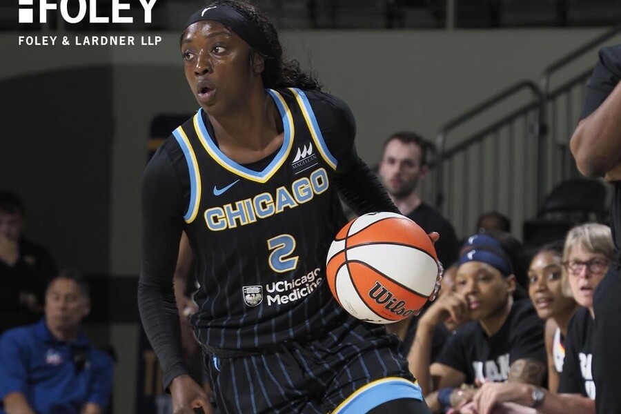 Kahleah Copper dribbling LVA vs CHI Dream11