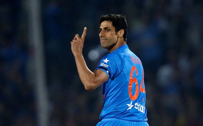 Ashish Nehra names Best IPL Captains and Player who can be next MS Dhoni