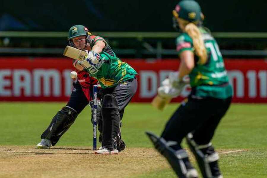 AH-W vs CH-W Dream11