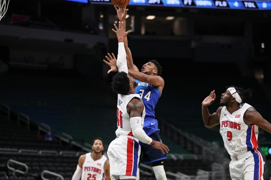 MIL vs DET Dream11 Prediction NBA Projections, Daily Fantasy Basketball Dream11 Team, Top Picks and Tips for Milwaukee Bucks vs Detroit Pistons