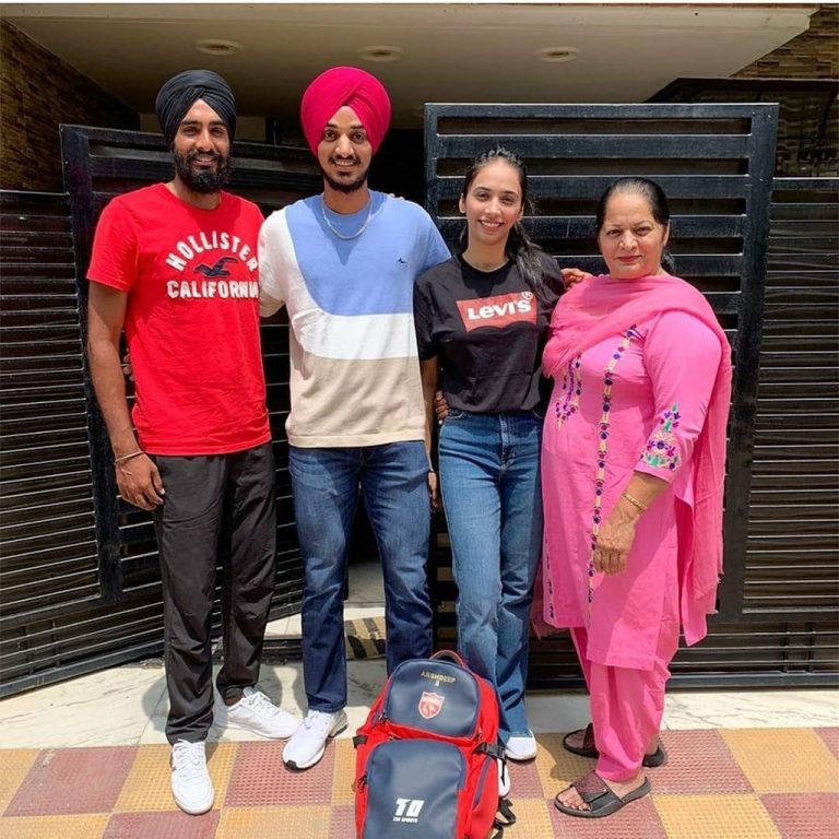 Arshdeep Singh Family