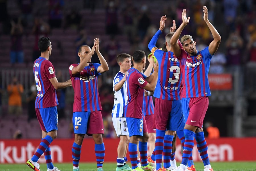 BAR vs VAL Dream11 Team Prediction Tips for Barcelona vs Valencia Laliga Live Score October 18