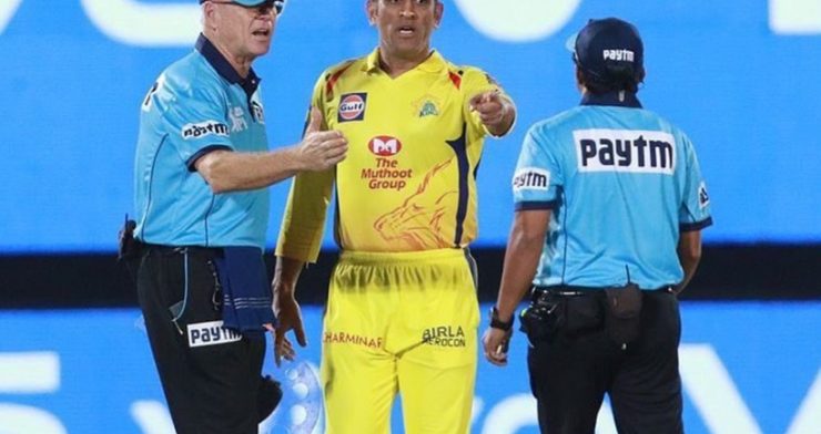 Dhoni angry