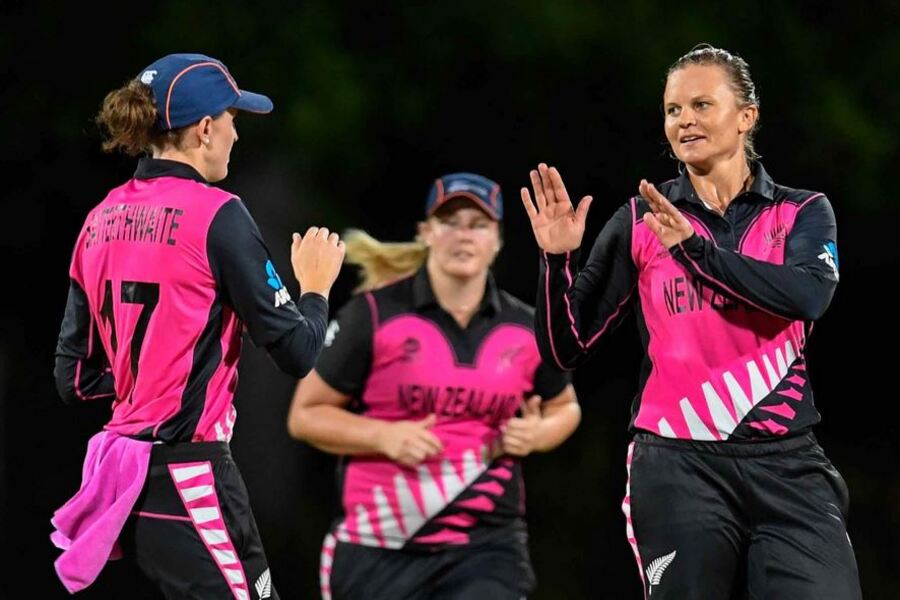 EN-W vs NZ-W Dream11