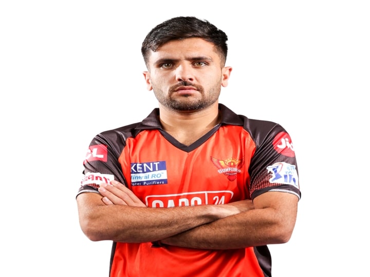 Fazalhaq Farooqi IPL 2022 Fazalhaq Farooqi Bowling Speed SRH vs RCB Dream11 SRH Playing 11 Sunrisers Hyderabad vs Royal Challengers Bangalore live score Fazalhaq Farooqi IPL Price Fazalhaq Farooqi Stats