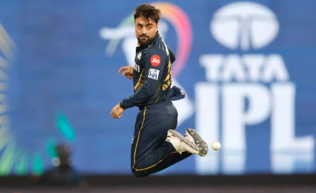 GT vs RCB IPL 2024: Predicting Top 3 Bowlers who will pick most wickets