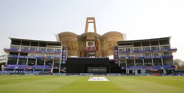 DY Patil Stadium Capacity