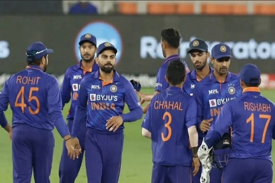 IND vs WI Dream11 Prediction 3rd ODI India vs West Indies Live Score, Pitch Report, Player Stats, Today Dream11 Team