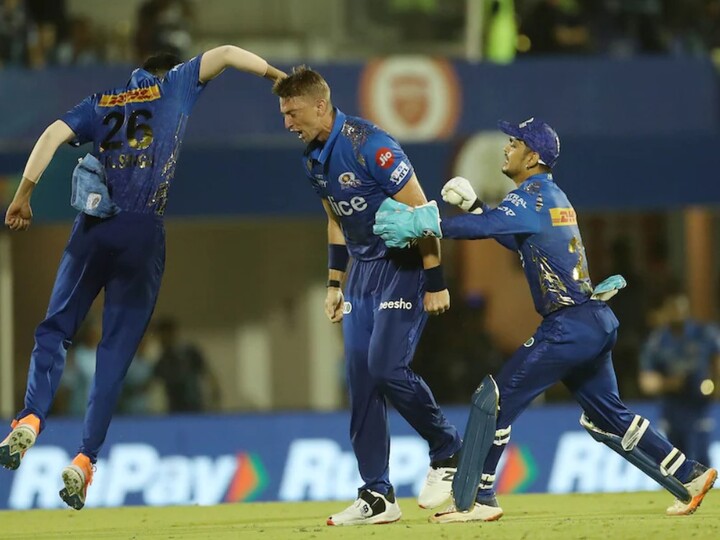 MI Playing 11