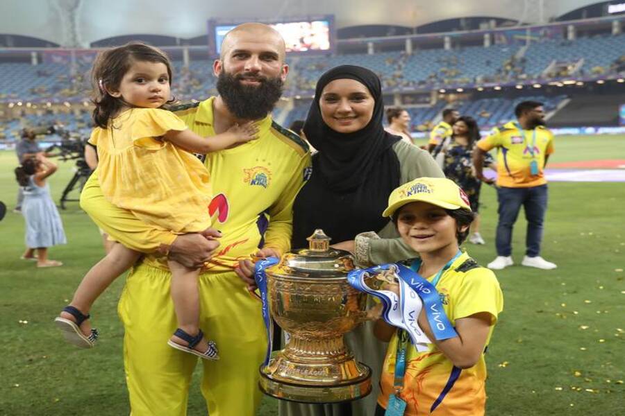Moeen Ali with wife Firoza Hossain