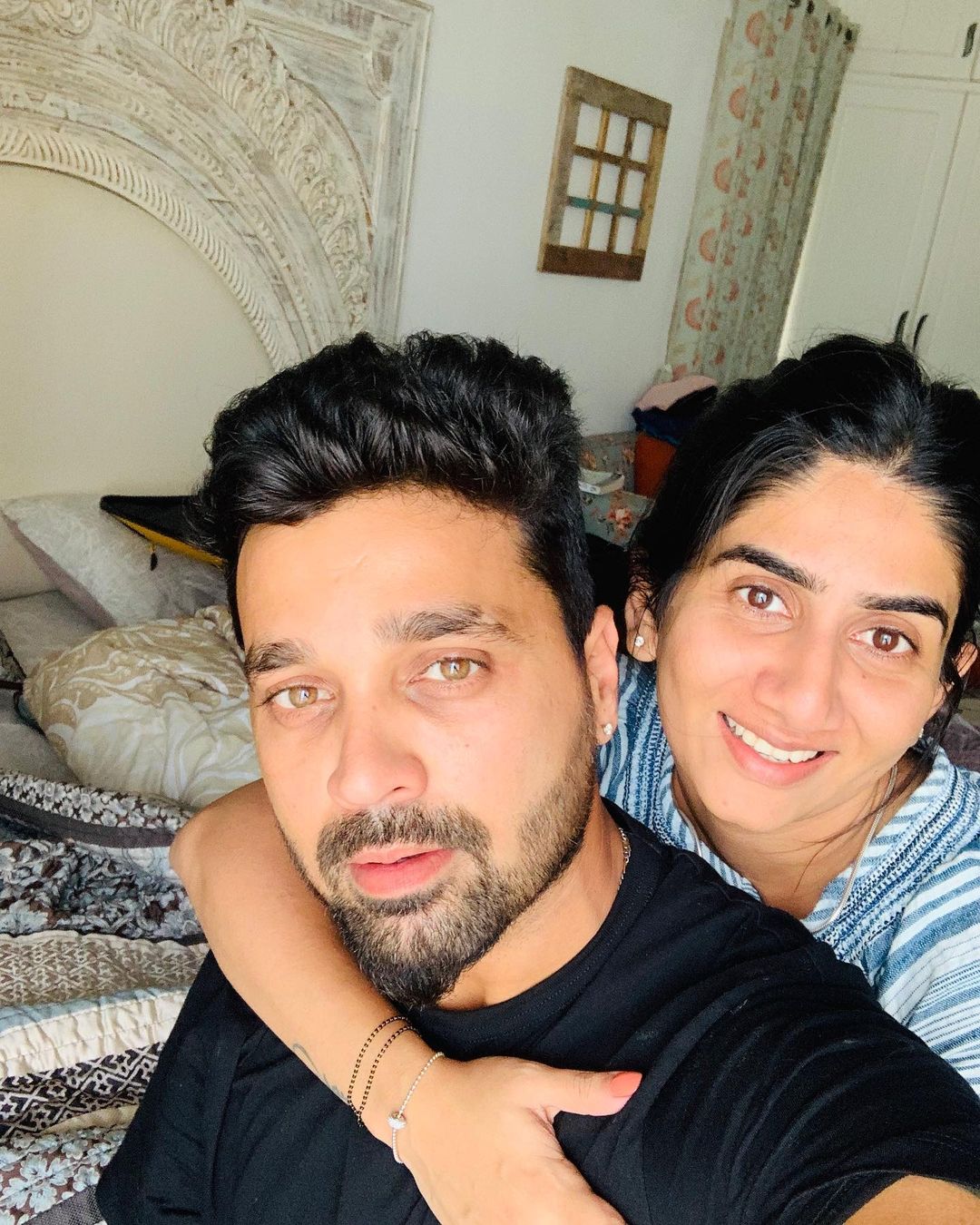 Murali Vijay Wife
