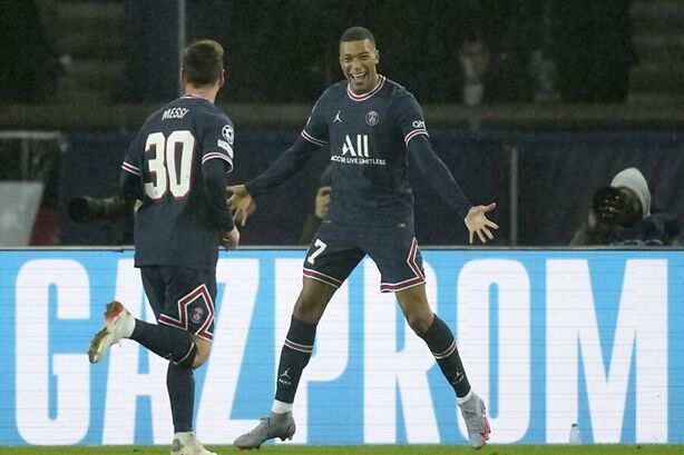 PSG vs MON Dream11 Prediction for Paris Saint Germain vs Monaco Ligue Live Score Fantasy Football Team Tips & Dream11 Team