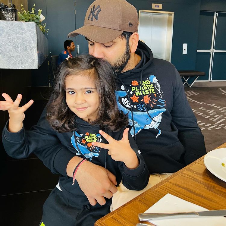 Rohit Sharma with his daughter