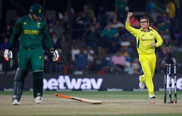 SA vs AUS 3rd ODI why is adam zampa not playing