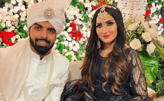 Shadab khan wife Malaika Saqlain
