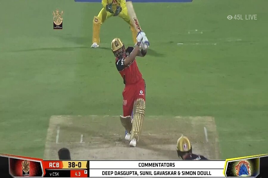 RCB vs CSK IPL Live: Virat Kohli NO LOOK SIX Out of the Stadium off Shardul Thakur – WATCH