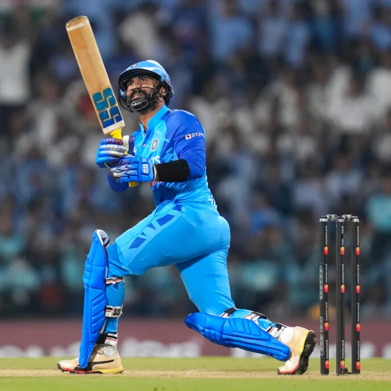 Dinesh Karthik Photo