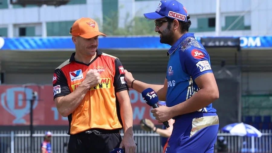 IPL 2021: MI captain Rohit Sharma brutally trolls SRH skipper David Warner