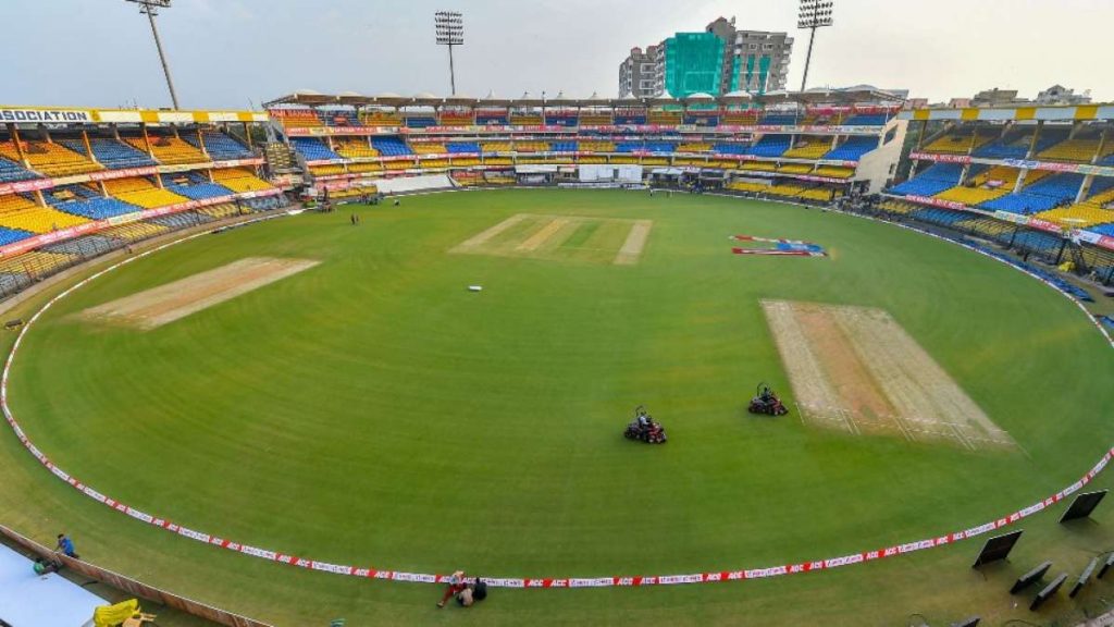 Holkar Stadium Indore Pitch Report