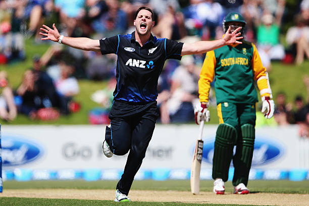 mitchell mcclenaghan cricketer