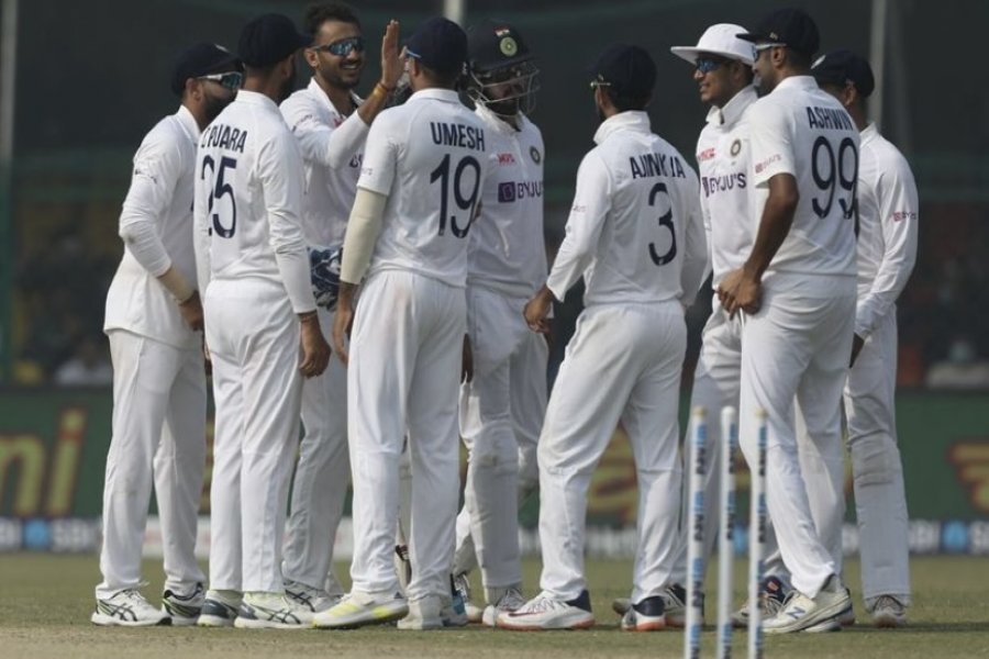IND vs NZ, 1st Test Live Score New Zealand 249/6 at Tea on Day 3: Indian bowlers all over the visitors