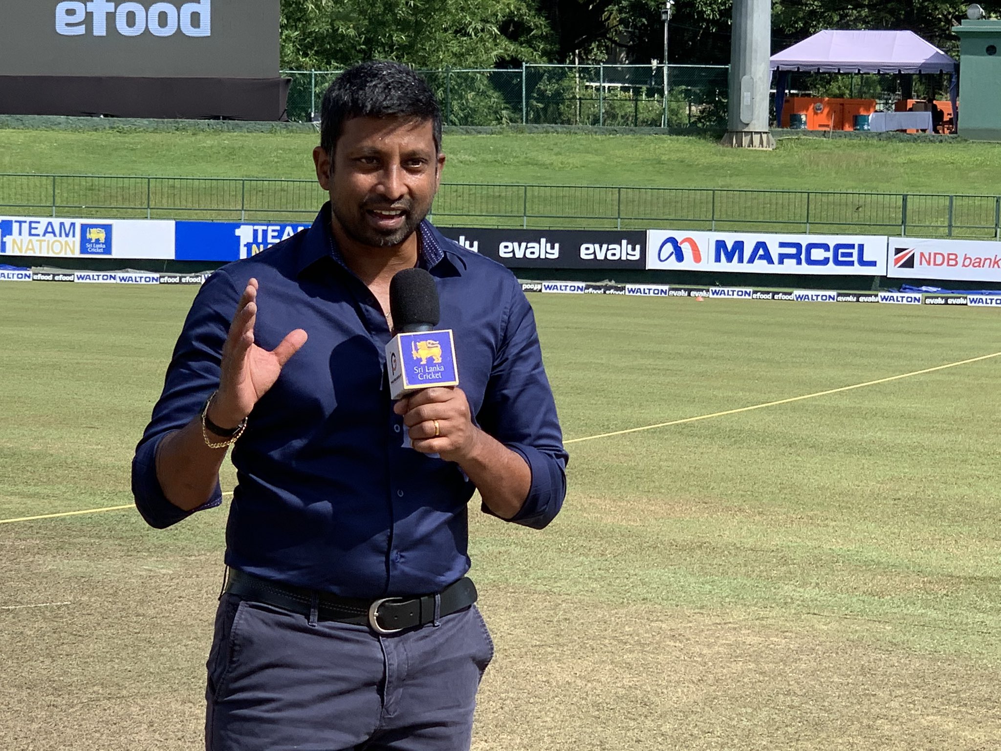 Russel Arnold Wife, Cricket Career, Commentator, Twitter