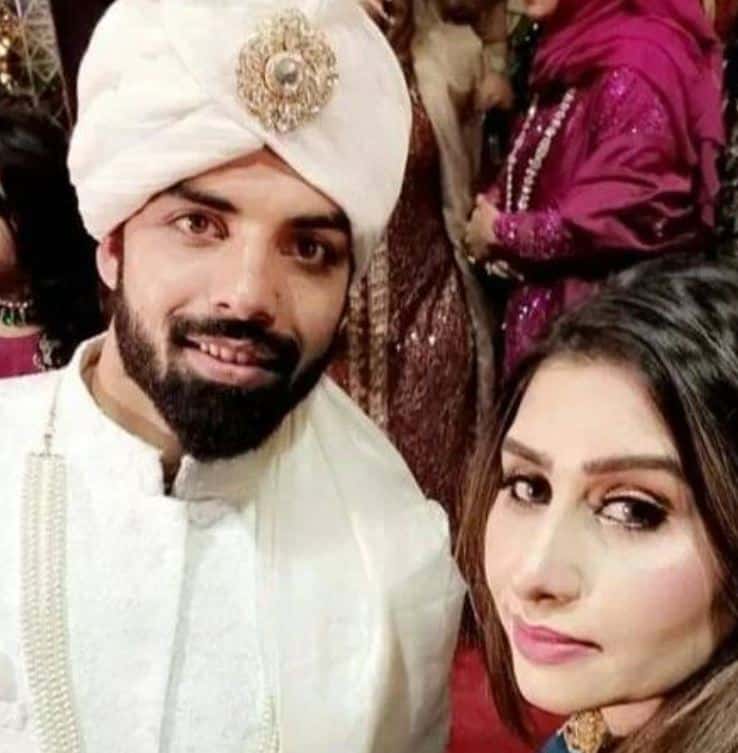 shadab khan wife Malaika Saqlain